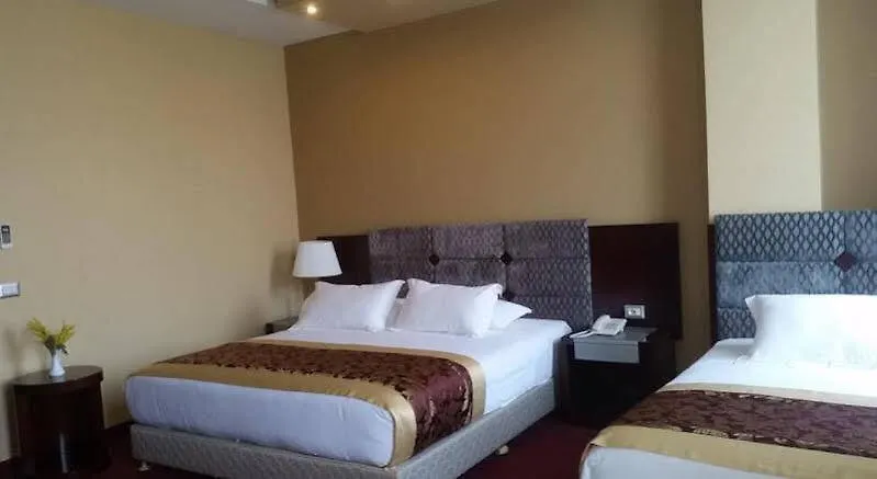 Hotel Arifi شكودر 4*,  ألبانيا